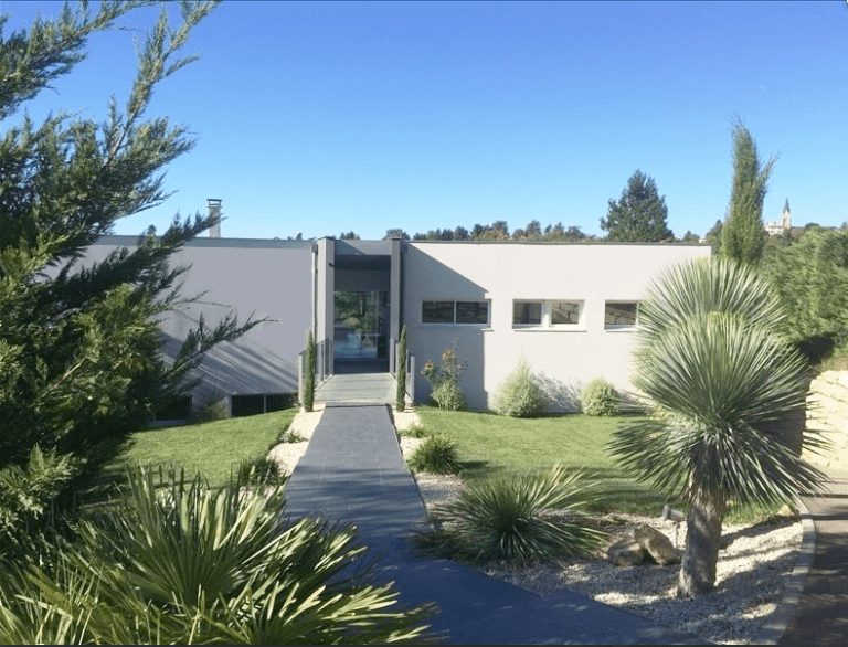 Maison contemporaine panoramique 390 m² - Architecte Claude Veyret Lyon